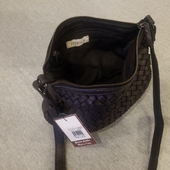 Civico 9  Over the shoulder plus. - Picture 5 of 8